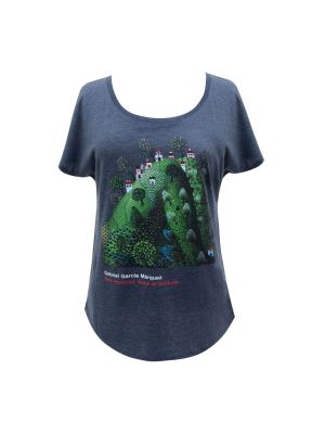 One Hundred Years of Solitude Women`s Relaxed Fit T-Shirt X-Large
